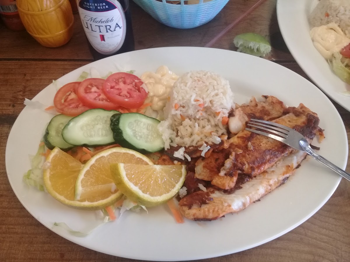 Las Delicias Del Pacifico Photos 2